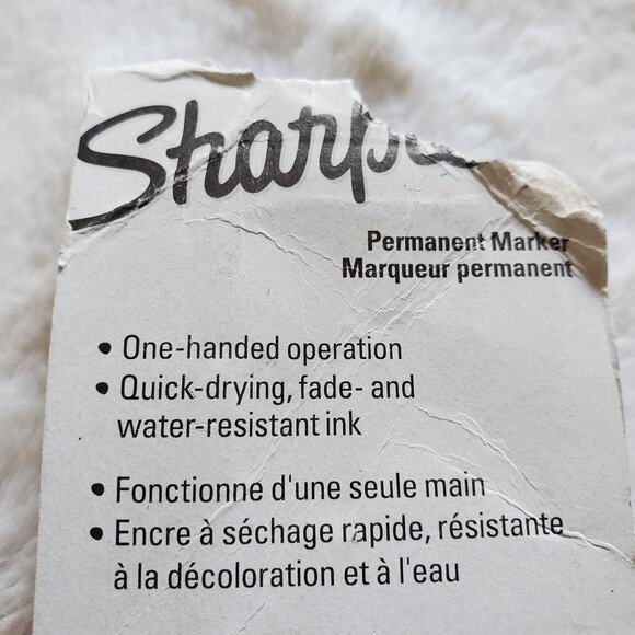 Sharpie Retractable Permanent Marker - Picture 3 of 4